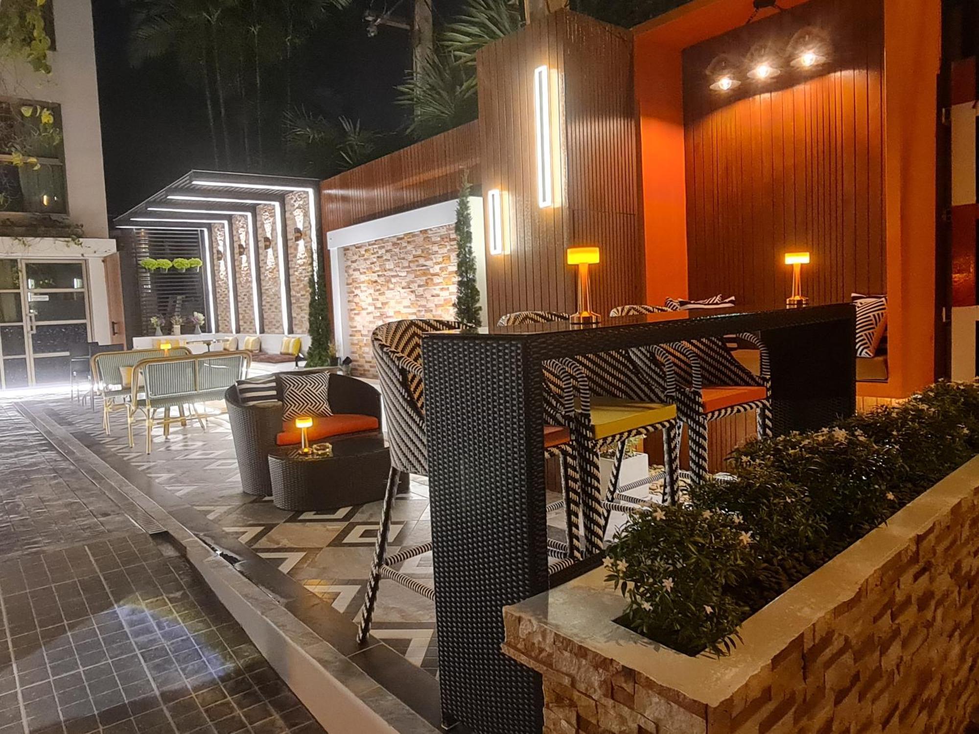 9 Suite Luxury Boutique Hotel Chiang Mai Exterior photo